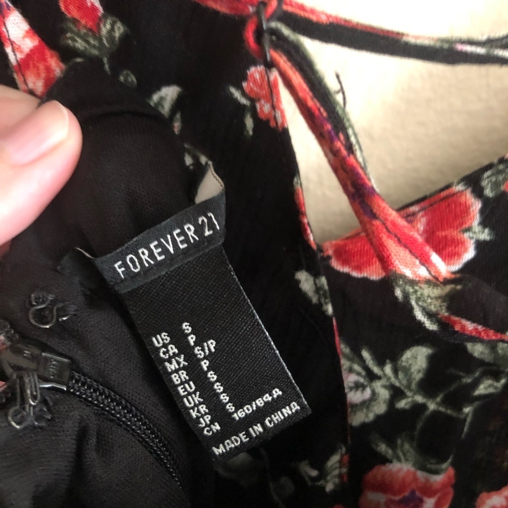 Floral Printed Dress - Picture 7 of 7